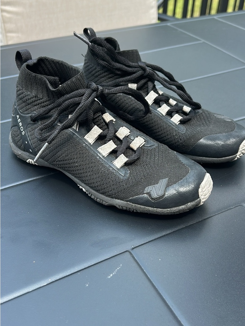 Varsity Aeros-black Cheer shoes size 3Y